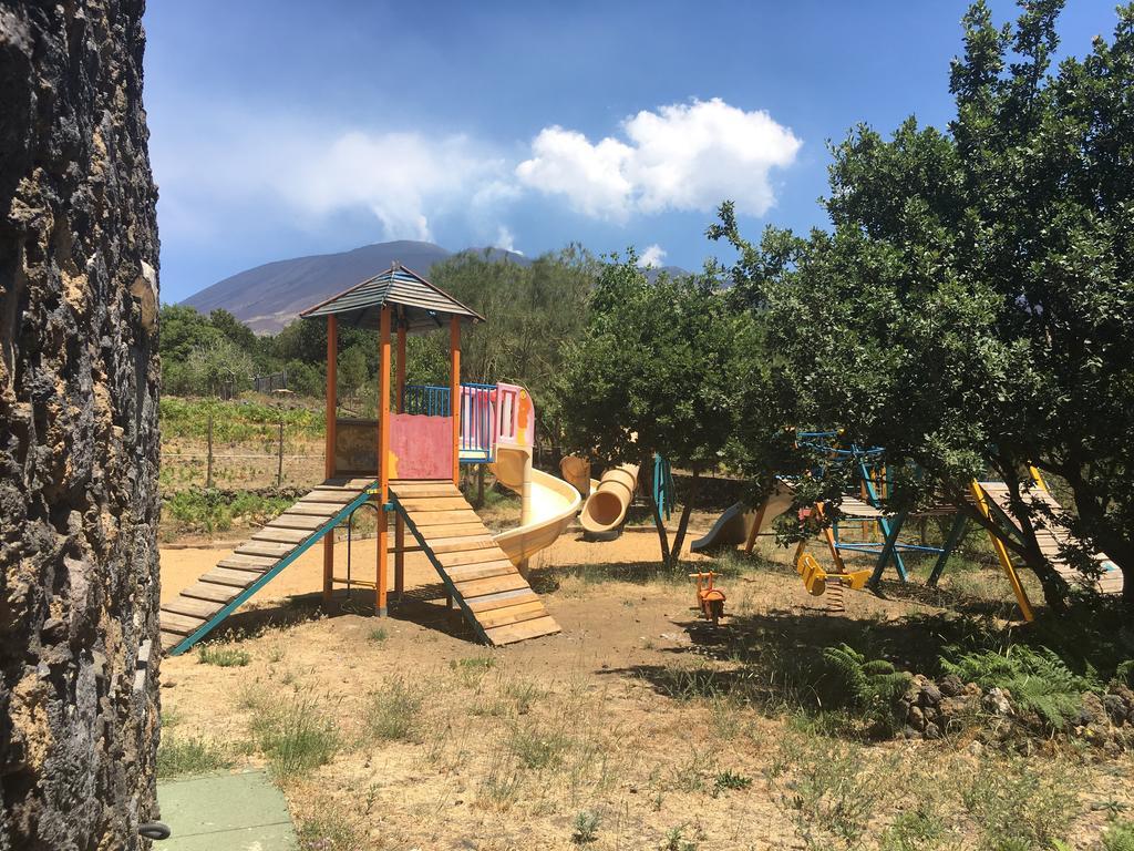 Il Frutteto Di Efesto Villa Biancavilla Luaran gambar